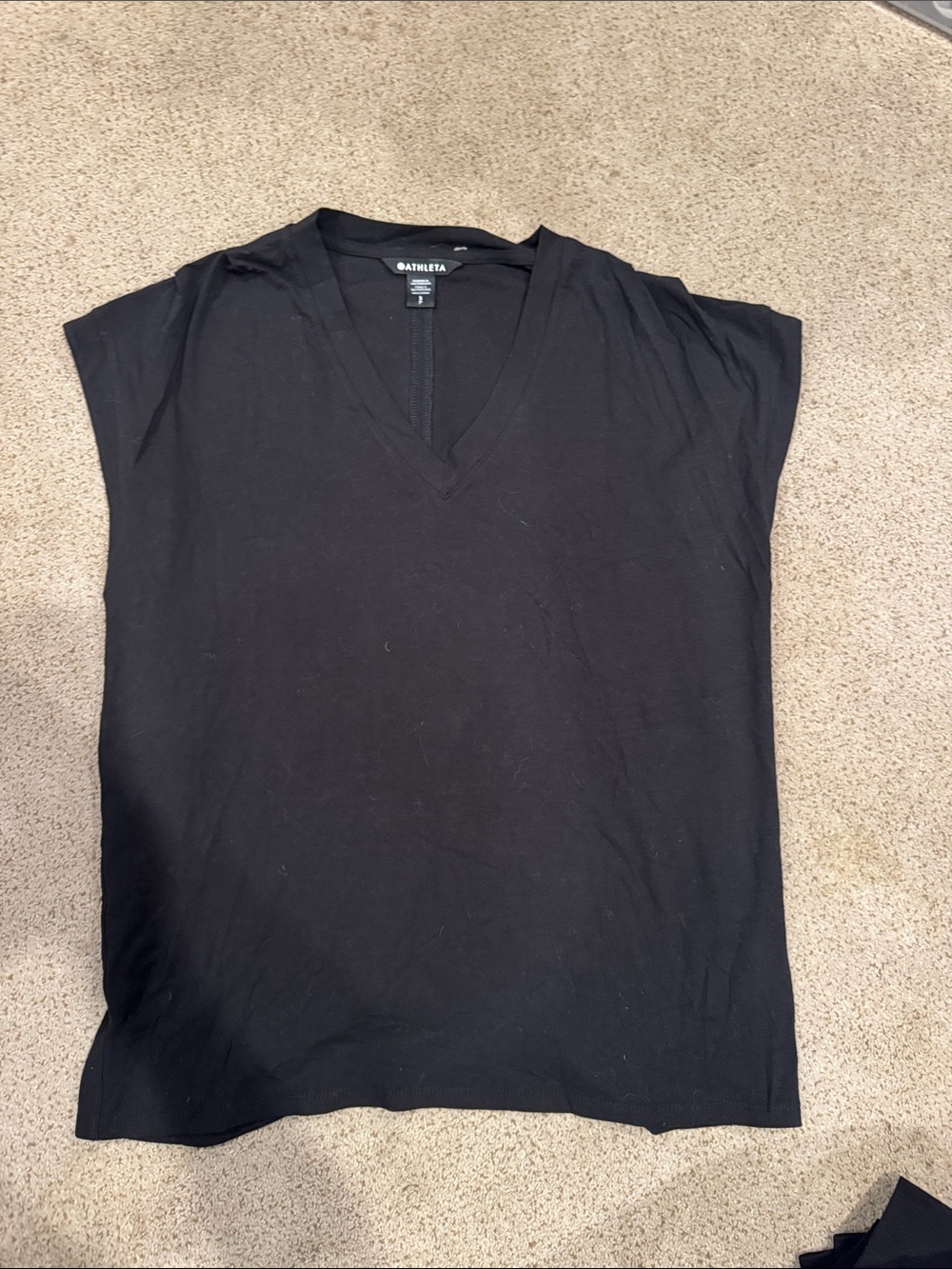 Athleta Black V-Neck Sleeveless Tank